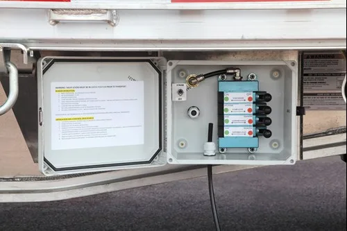 Steel-Aluminum Step Deck trailer